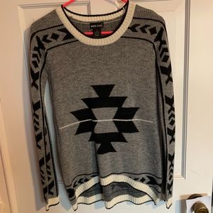 gray black and white sweater